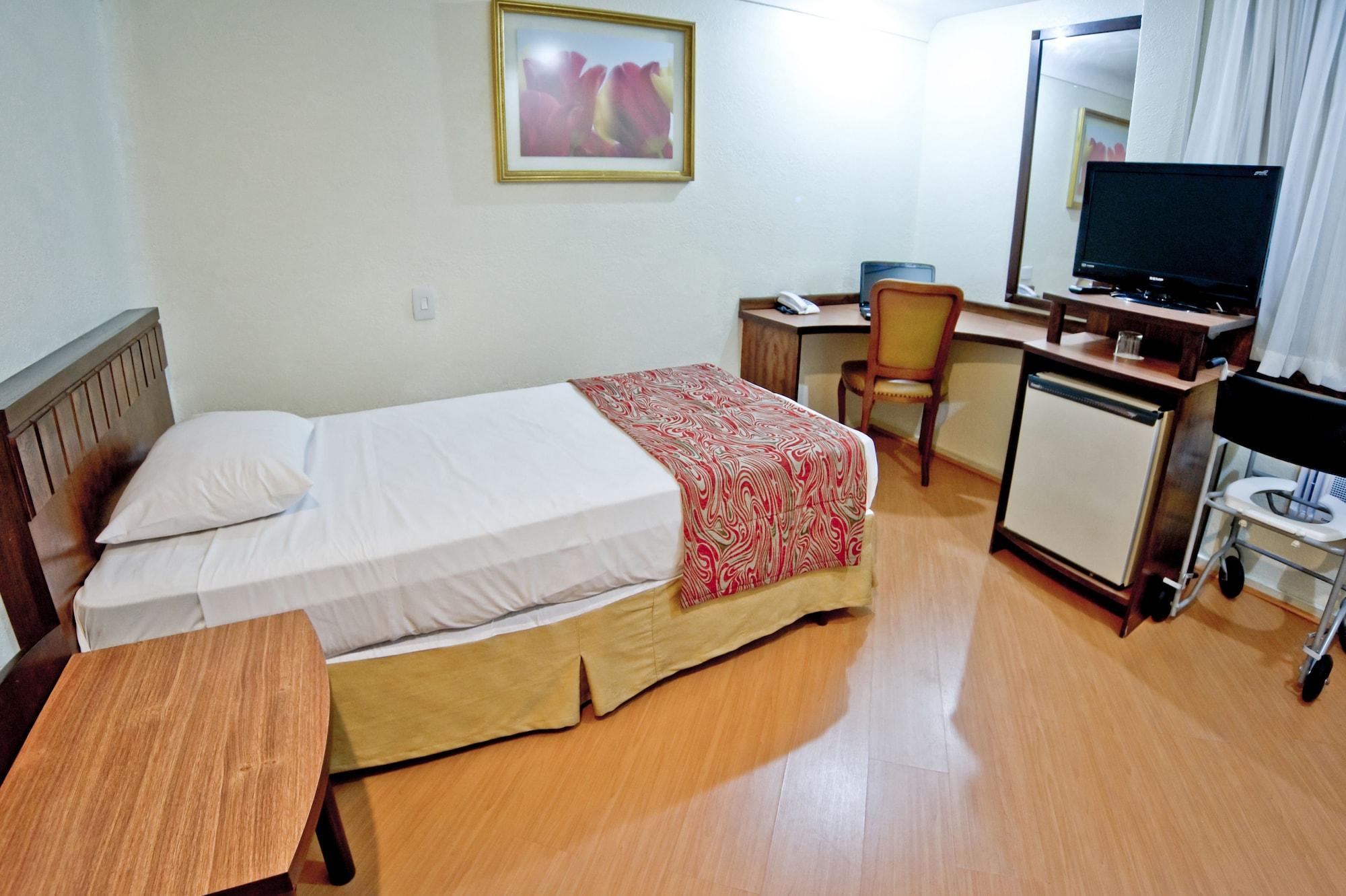 Hotel Dan Inn Curitiba Centro By Nacional Inn Exterior photo