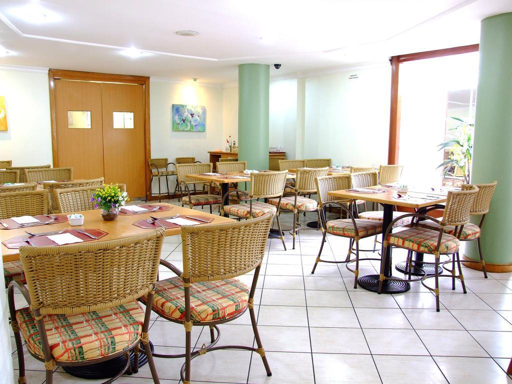 Hotel Dan Inn Curitiba Centro By Nacional Inn Exterior photo