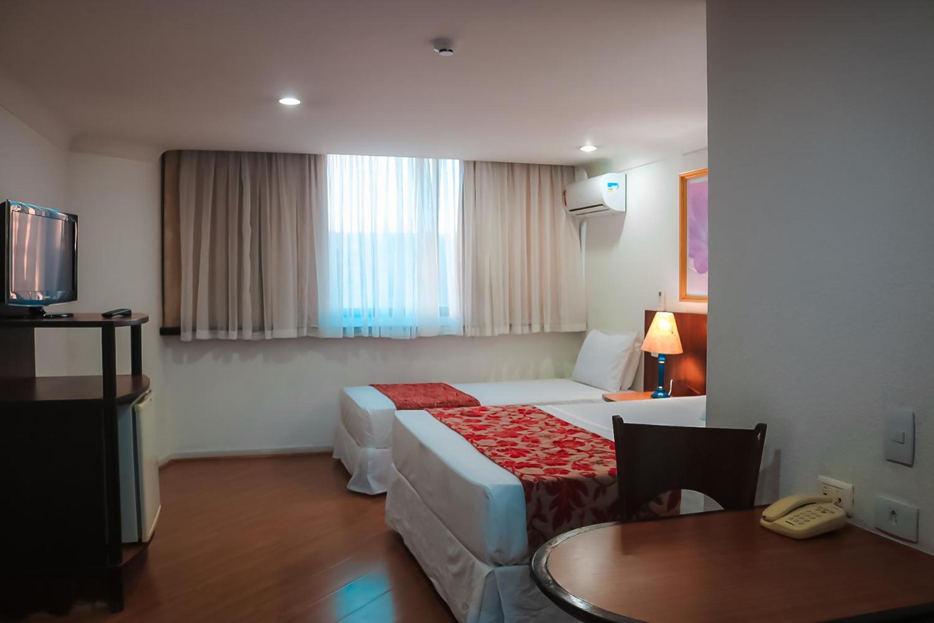 Hotel Dan Inn Curitiba Centro By Nacional Inn Exterior photo